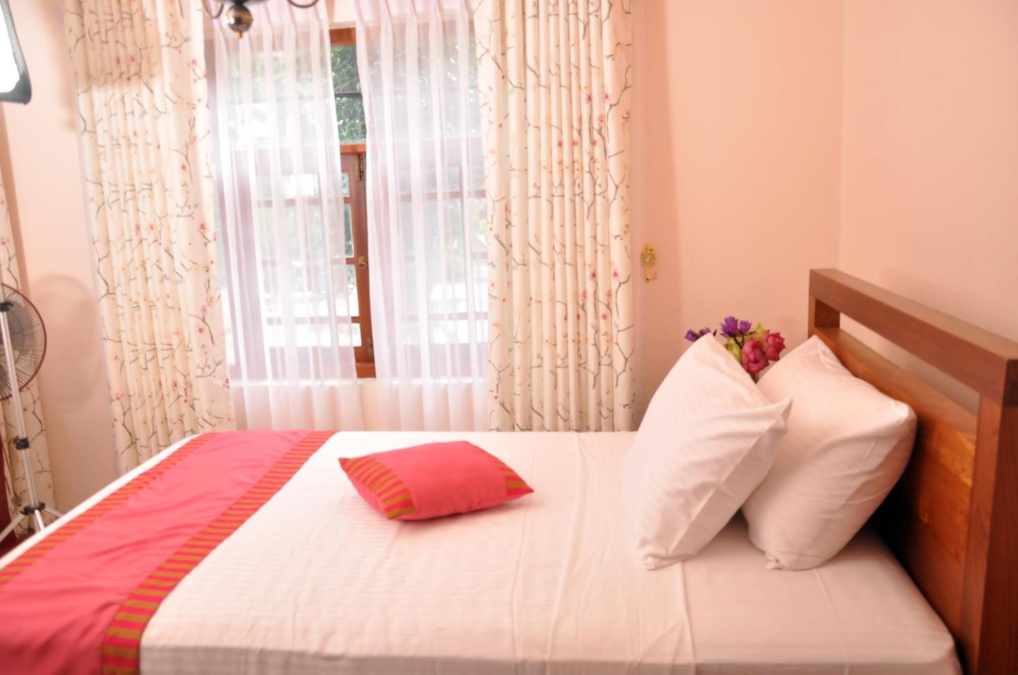 Sobaya Hotel Kandy Dış mekan fotoğraf