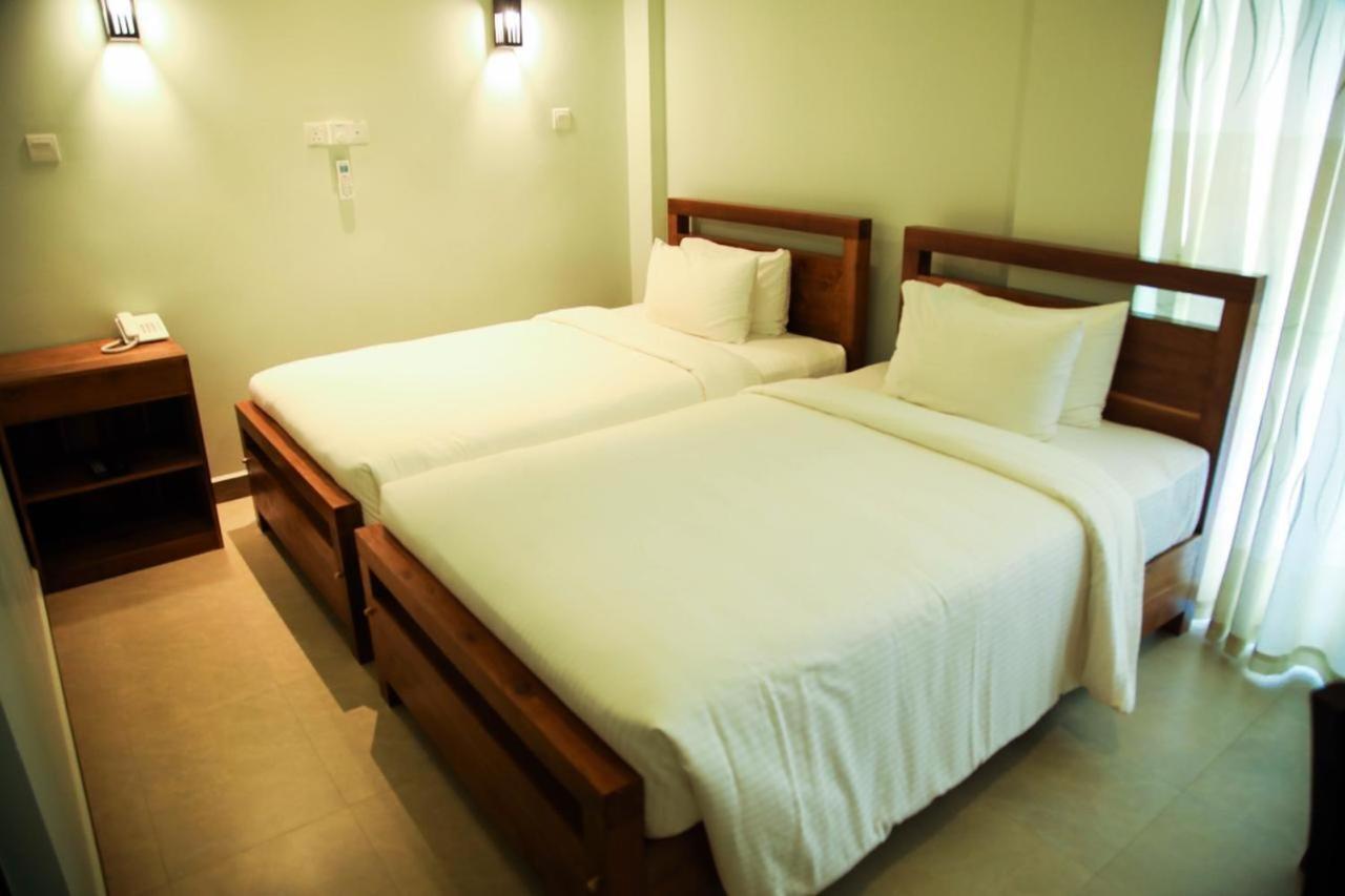 Sobaya Hotel Kandy Dış mekan fotoğraf