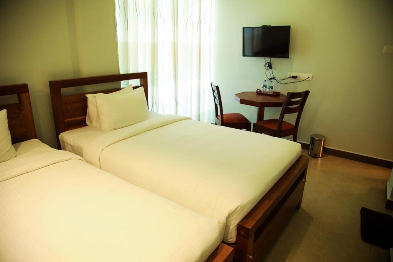 Sobaya Hotel Kandy Dış mekan fotoğraf